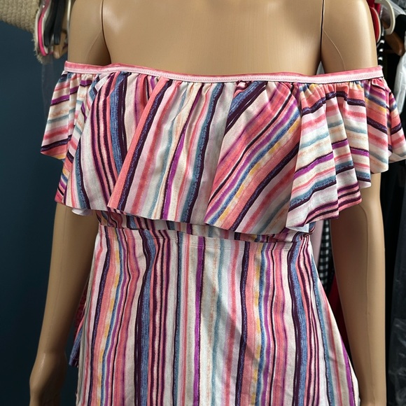 Colorful swim top - Picture 4 of 10